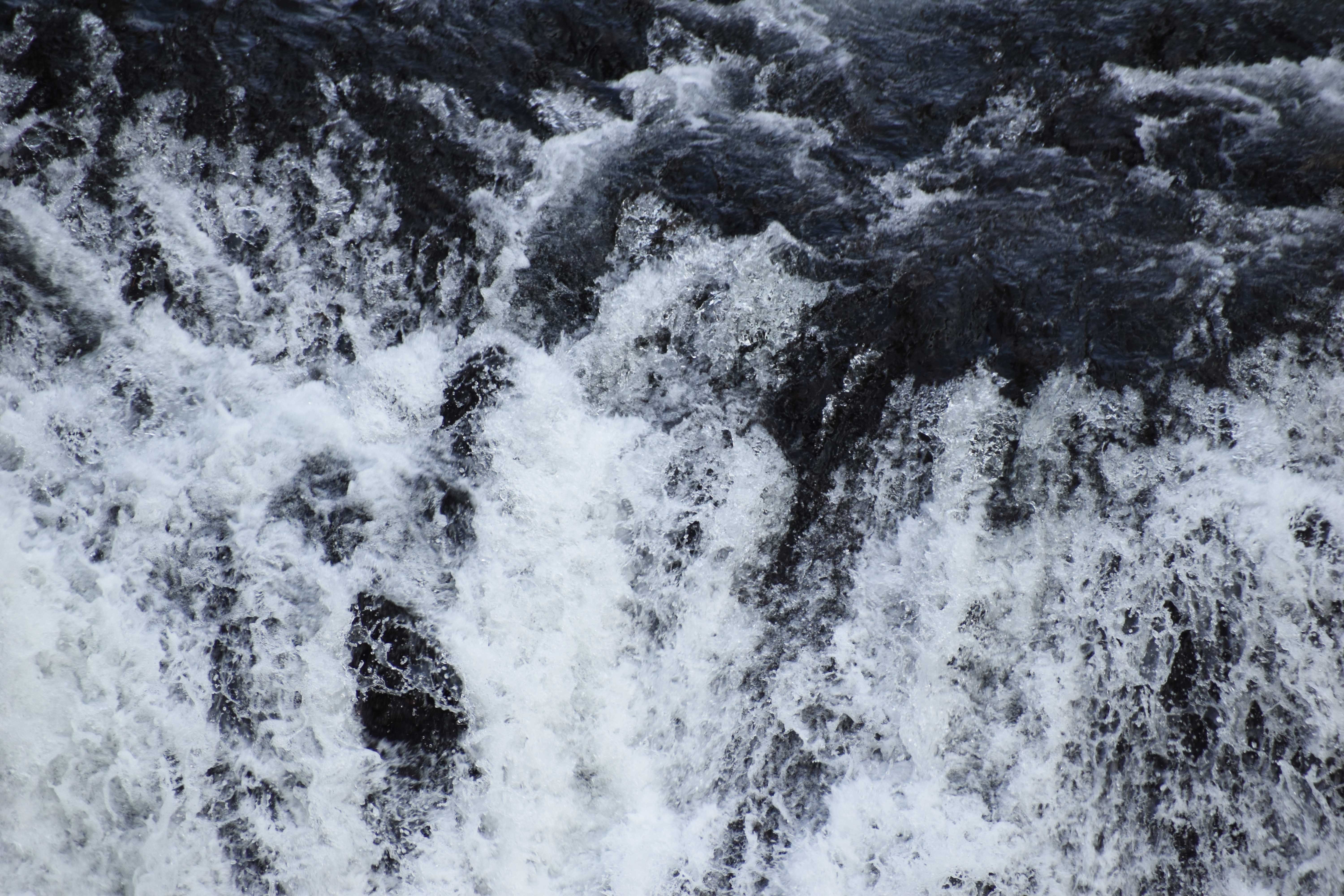 Waterfall-Yellowstone